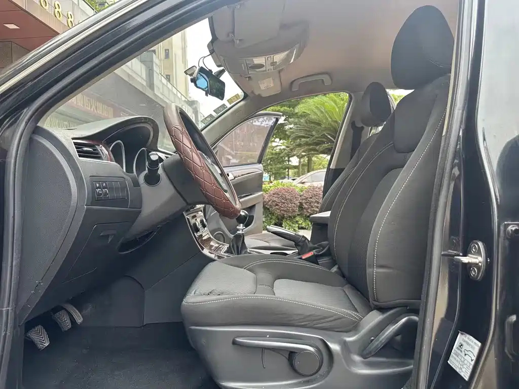 ZOTYE T600 2015