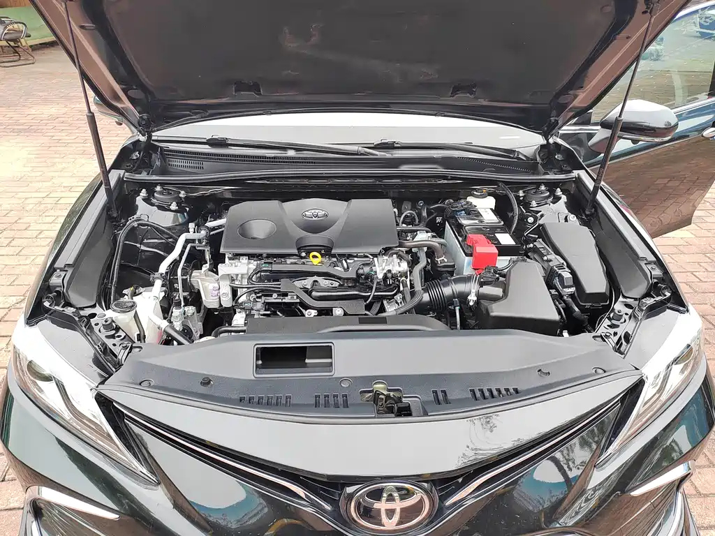 TOYOTA CAMRY 2021