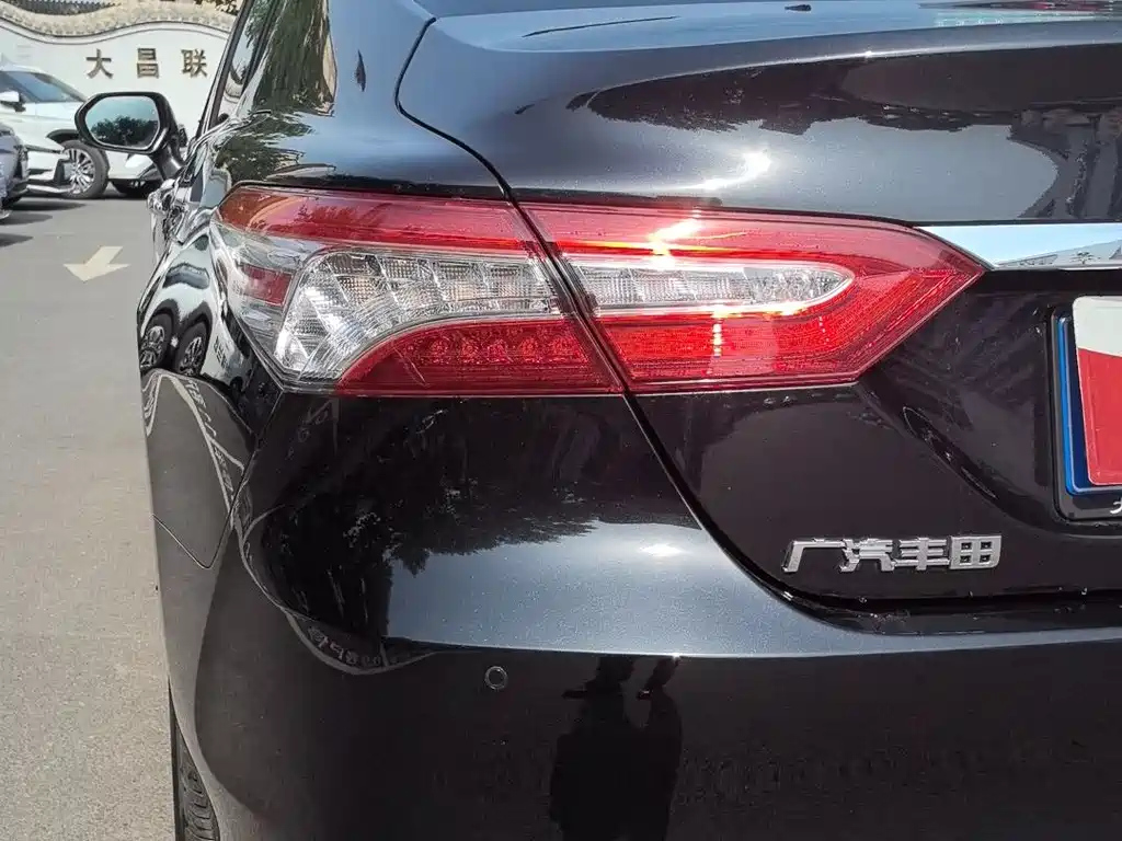 TOYOTA CAMRY 2021