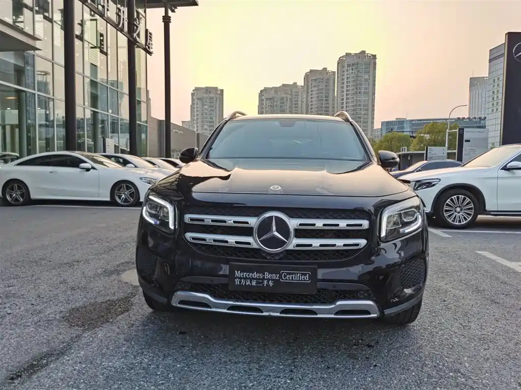 MERCEDES BENZ GLB 2022