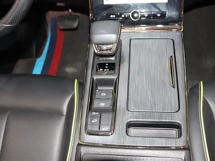 ROEWE RX5 2022
