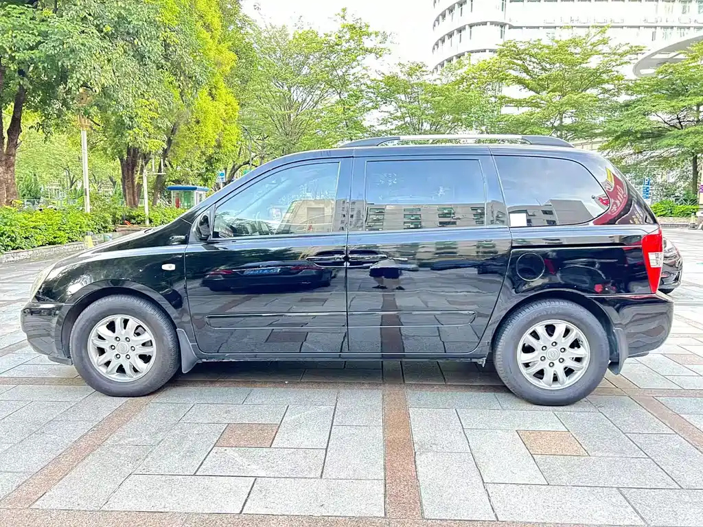 KIA VQ 2011