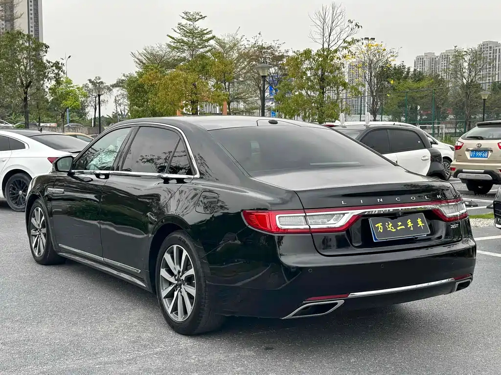 LINCOLN CONTINENTAL 2017