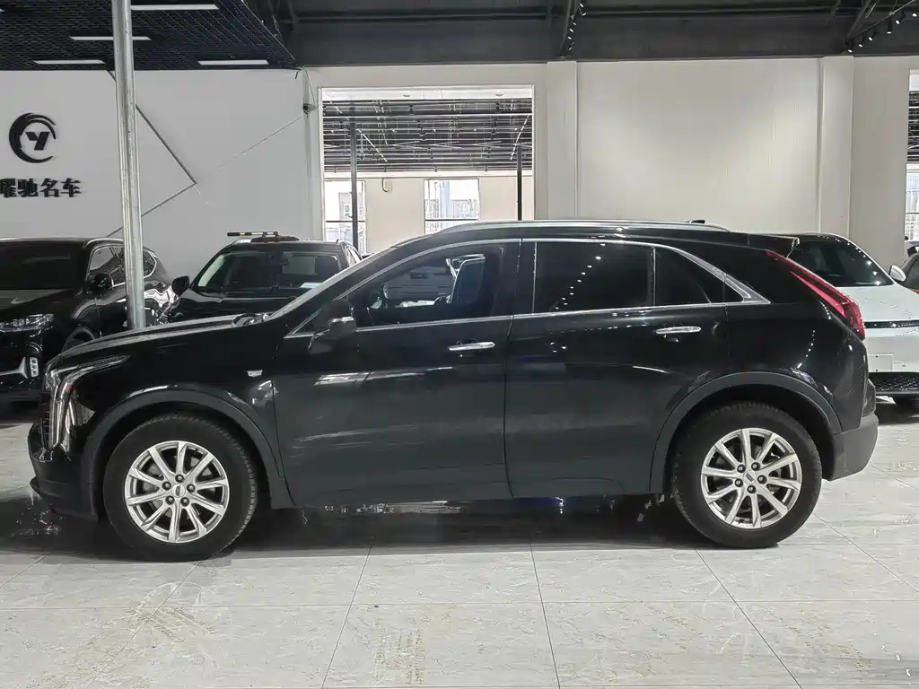 CADILLAC XT4 2020