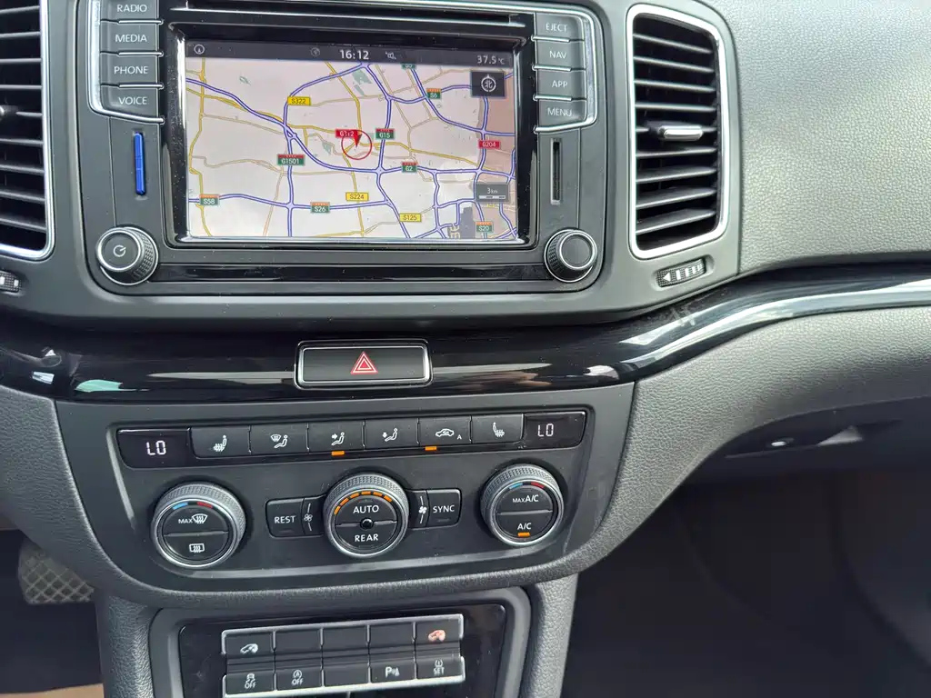 VOLKSWAGEN SHARAN 2018