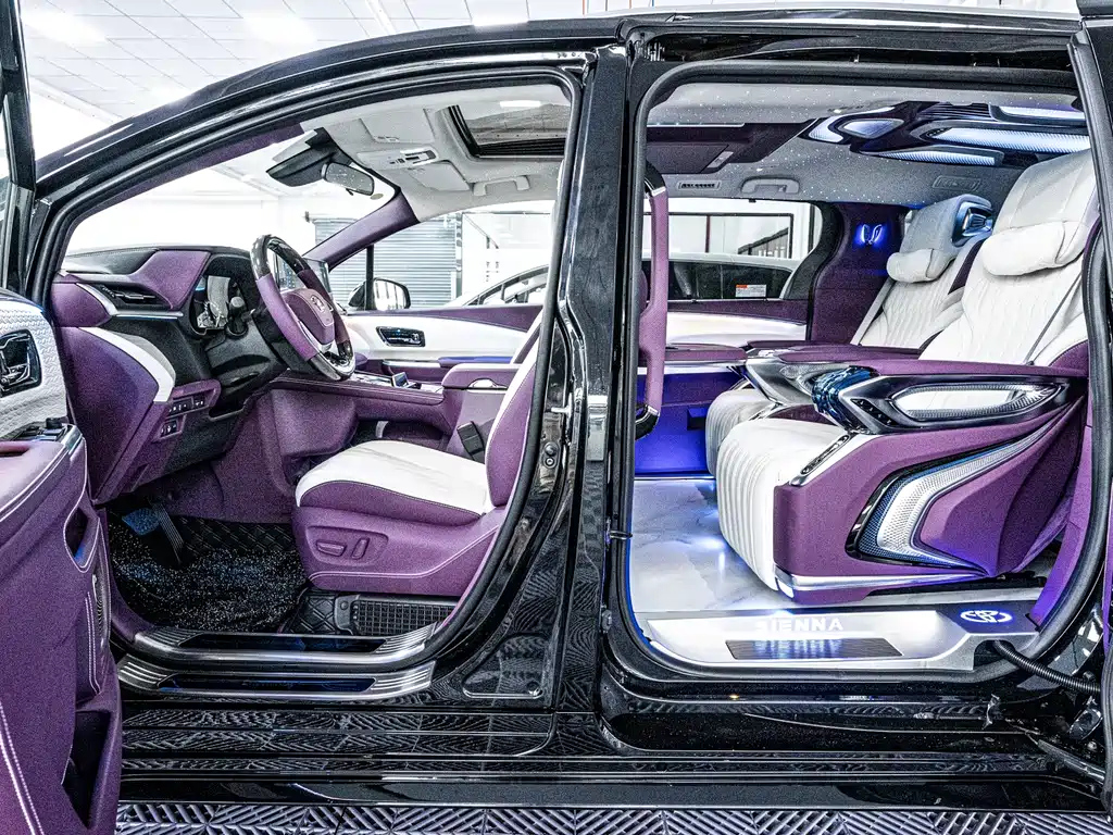 TOYOTA SIENNA SIENNA 2024