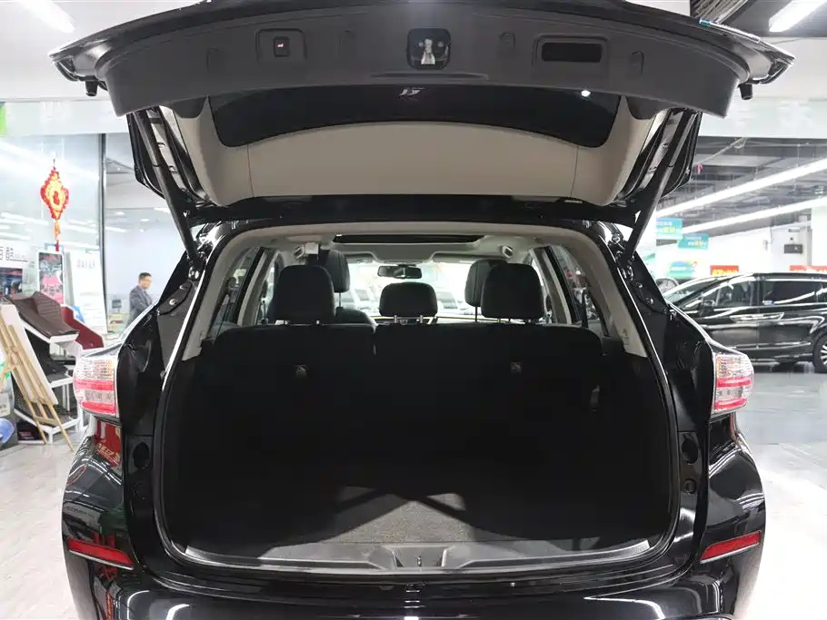 NISSAN MURANO 2022