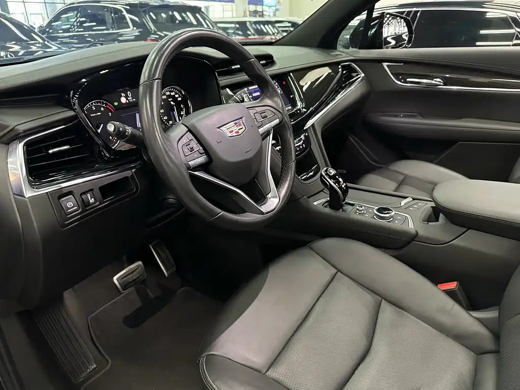 CADILLAC XT6 2021