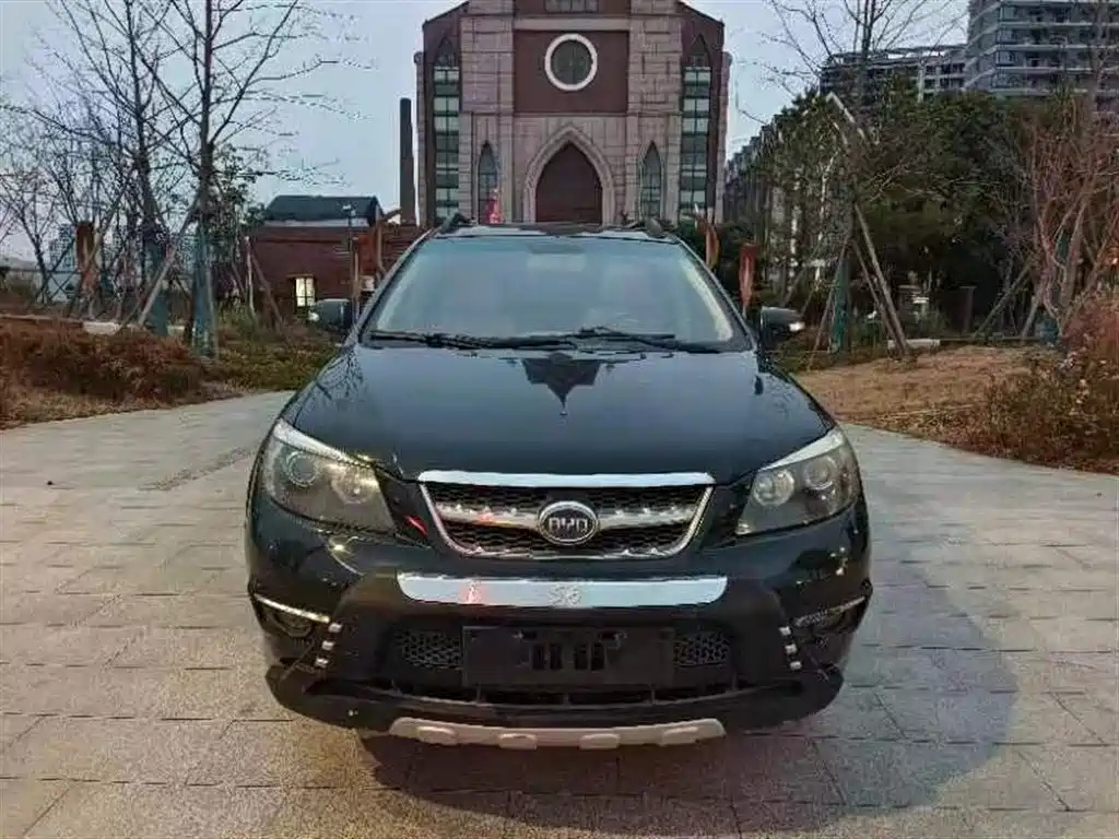BYD S6 2013