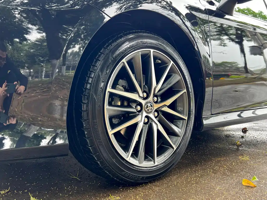 TOYOTA CAMRY 2021