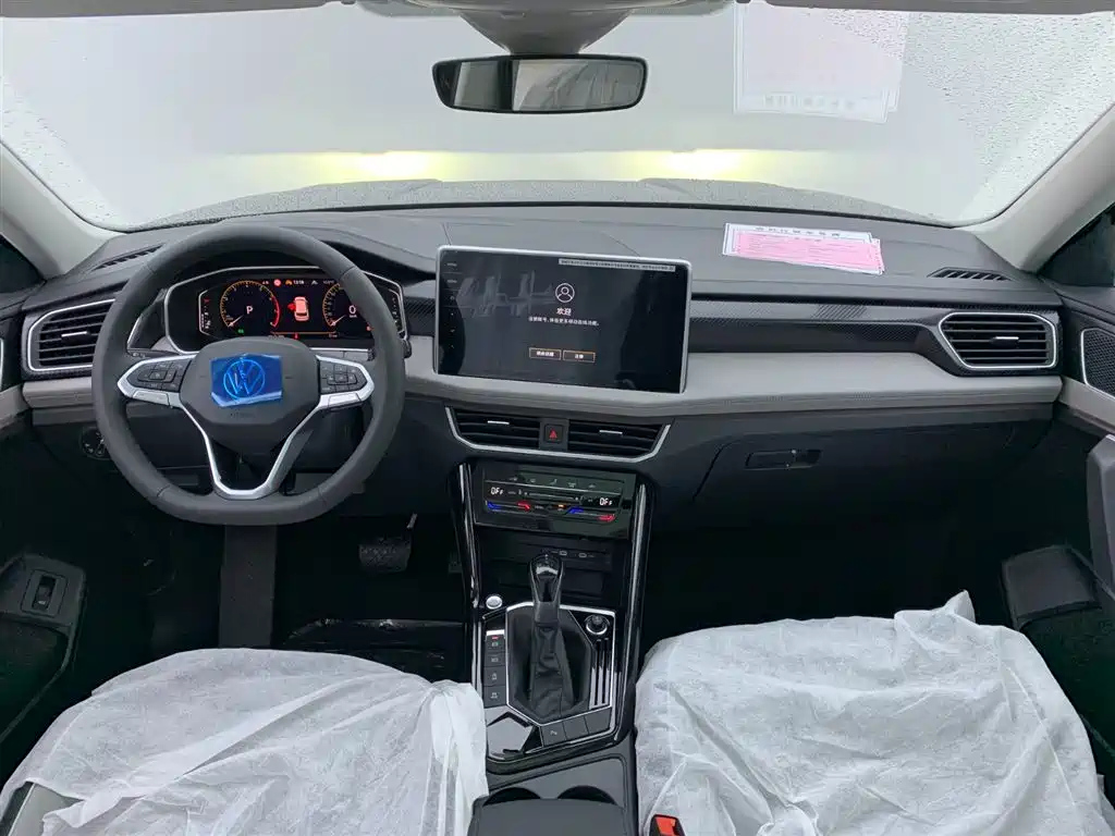 VOLKSWAGEN TAYRON 2024