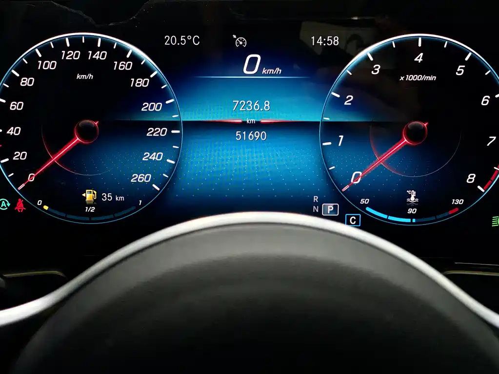 MERCEDES BENZ GLB 2022