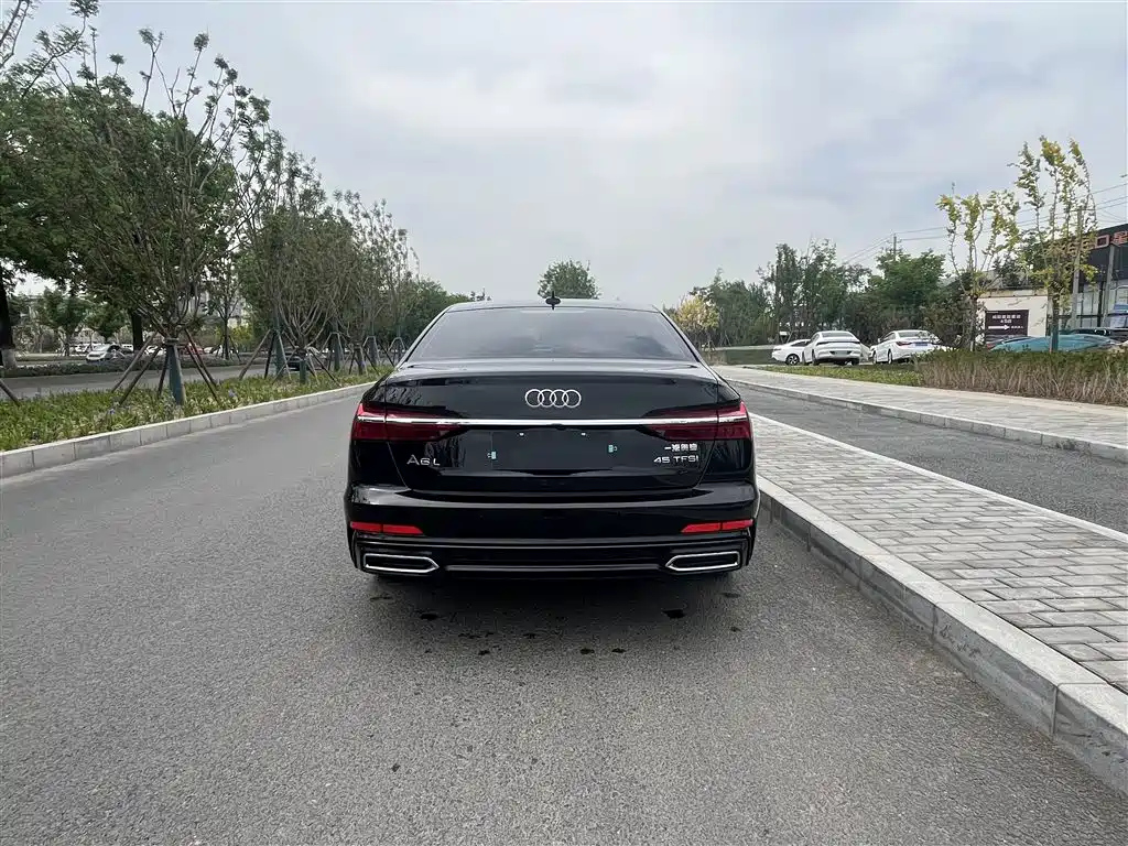 AUDI A6L 2022