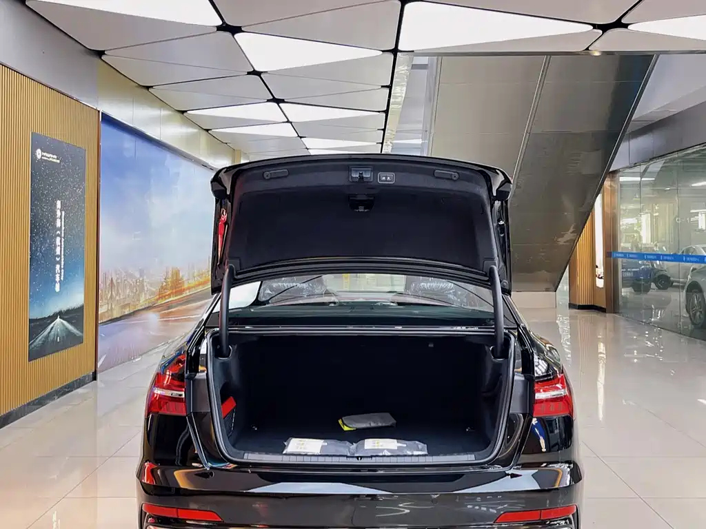 AUDI A6L 2024