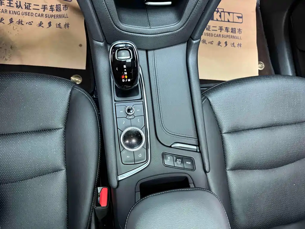 CADILLAC XT6 2022