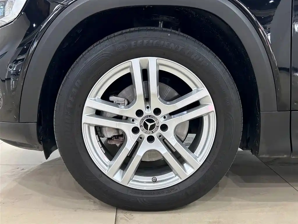 MERCEDES BENZ GLB 2022