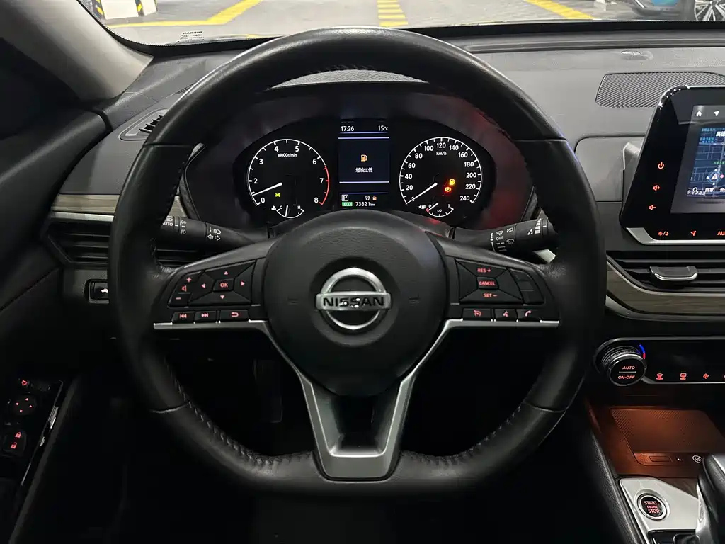 NISSAN TEANA 2021