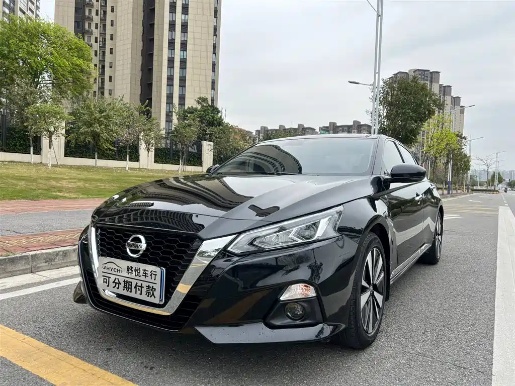 NISSAN TEANA 2022