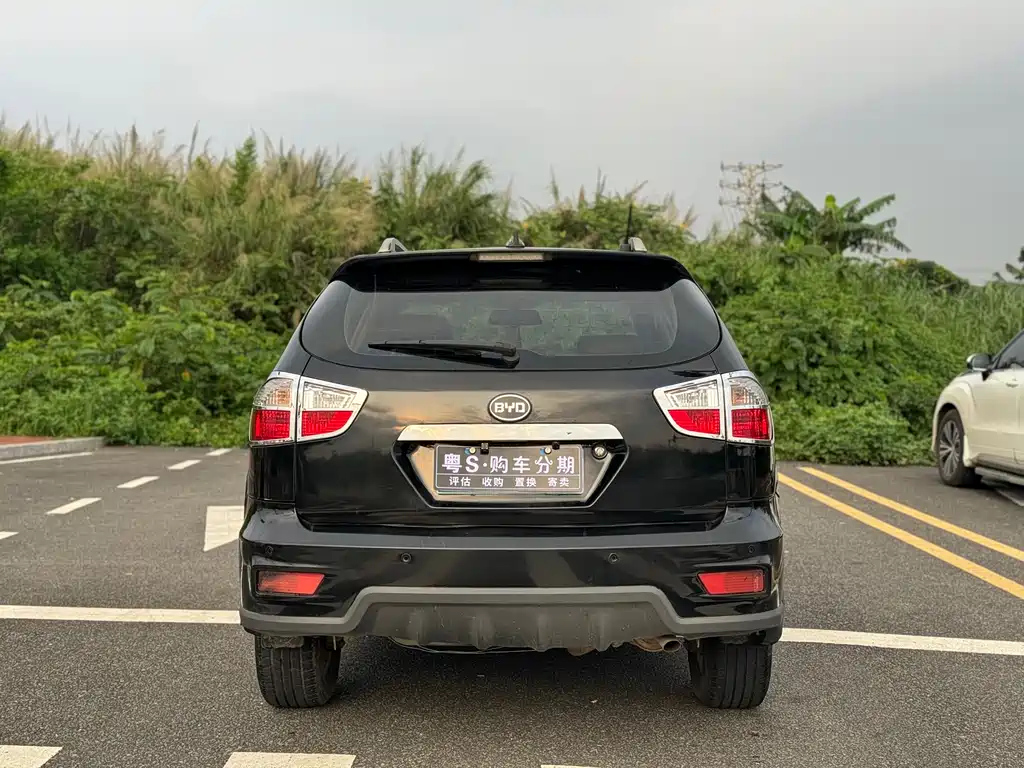BYD S6 2013