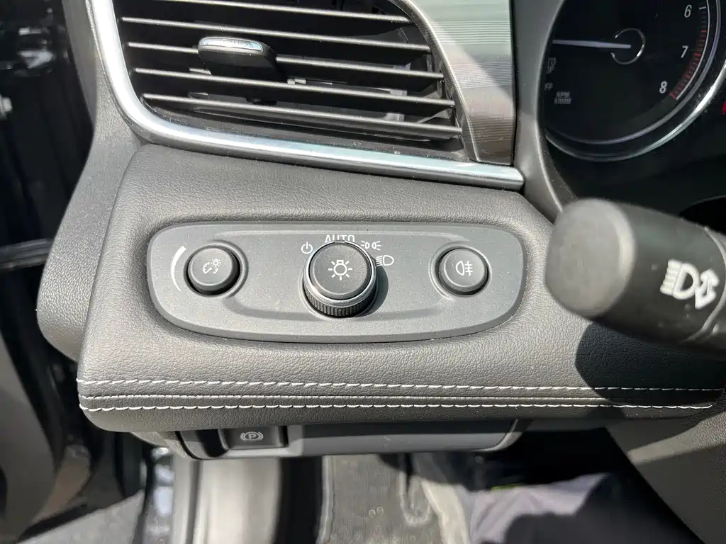 BUICK LACROSSE 2020