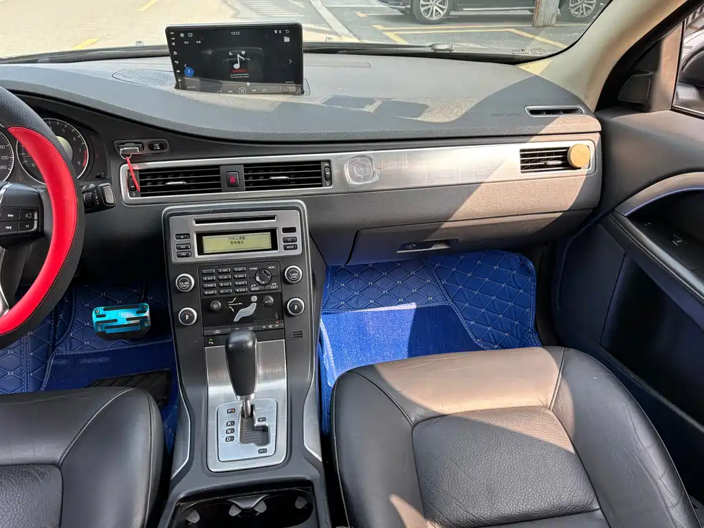 VOLVO S80L 2012