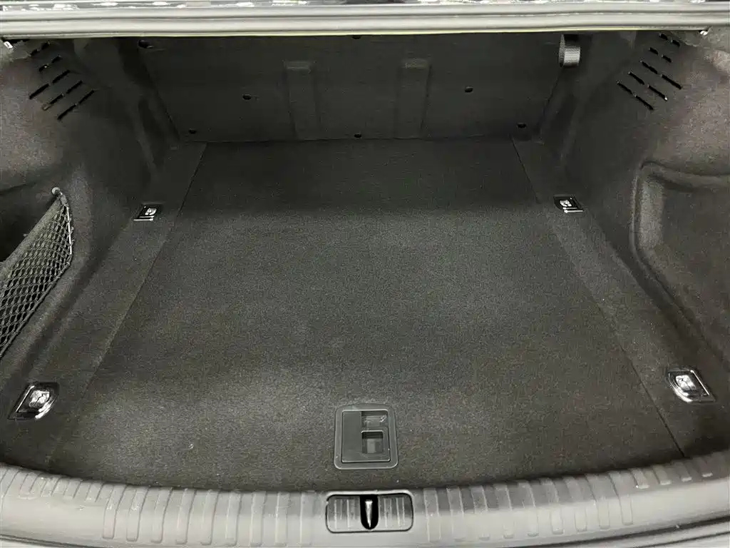 AUDI A6L 2020
