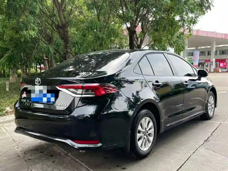 TOYOTA COROLLA 2024