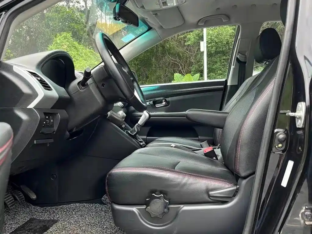 BYD S6 2015