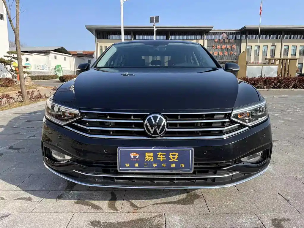 VOLKSWAGEN MAGOTAN 2021