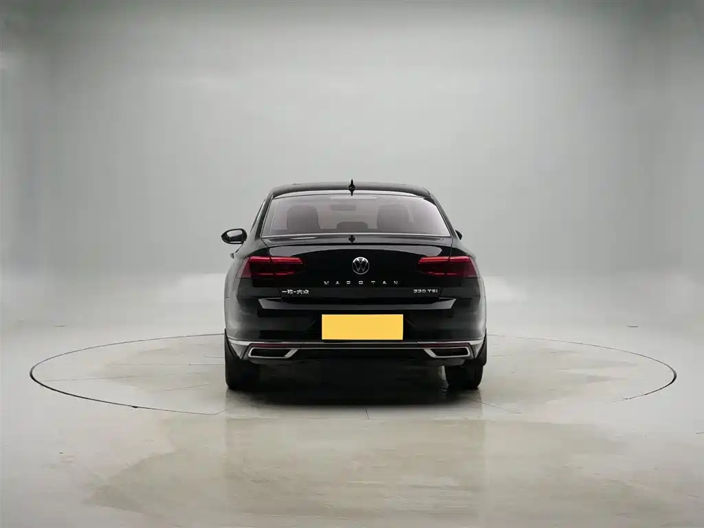 VOLKSWAGEN MAGOTAN 2020