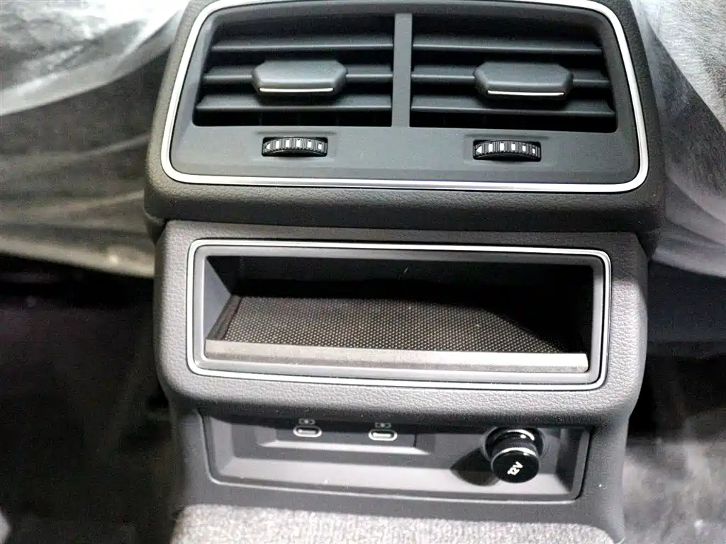 AUDI A6L 2024