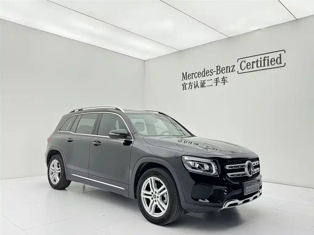 MERCEDES BENZ GLB 2023
