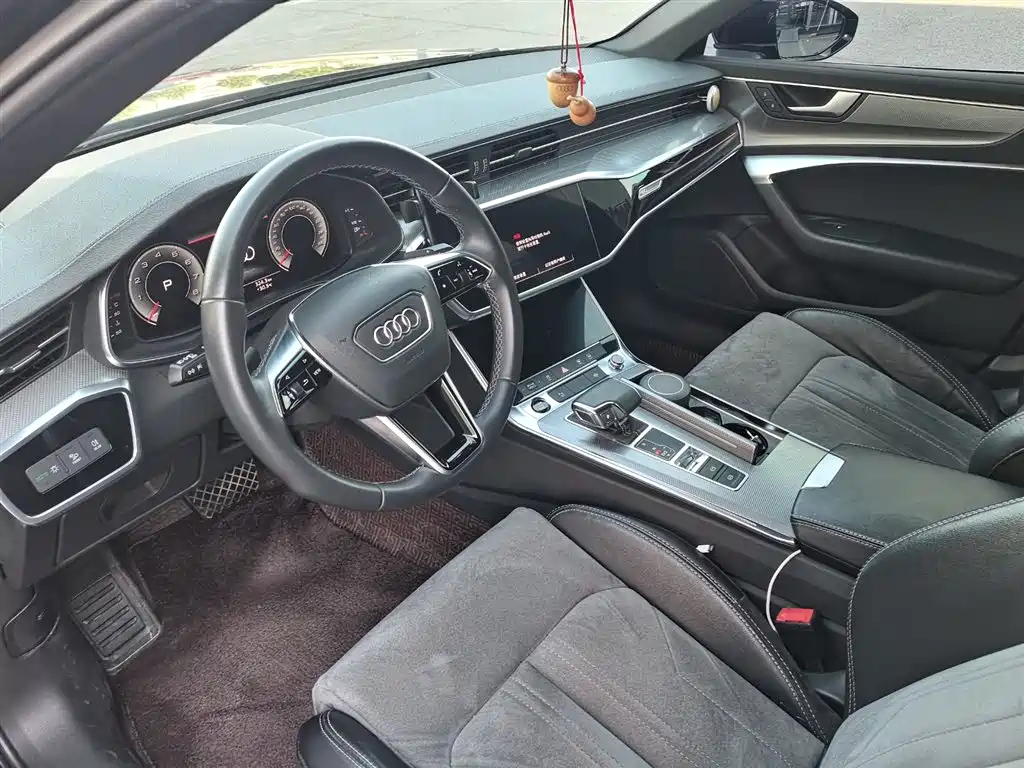 AUDI A6L 2022