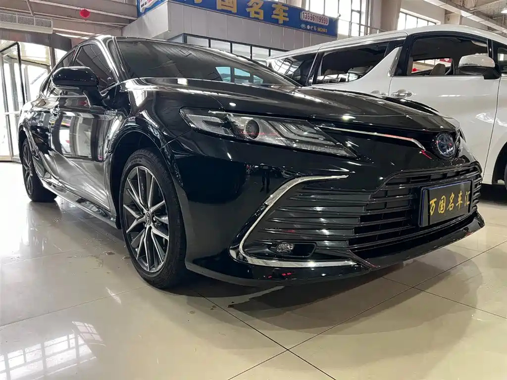 TOYOTA CAMRY 2022