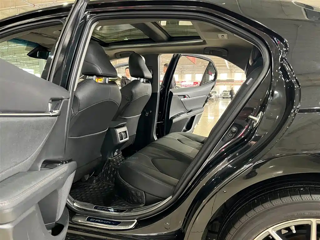 TOYOTA CAMRY 2022