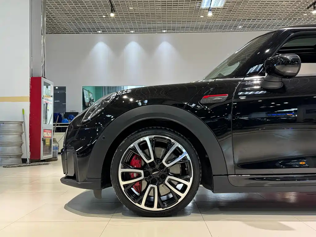 MINI JCW 2022