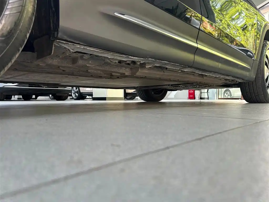 MERCEDES BENZ EQB 2023
