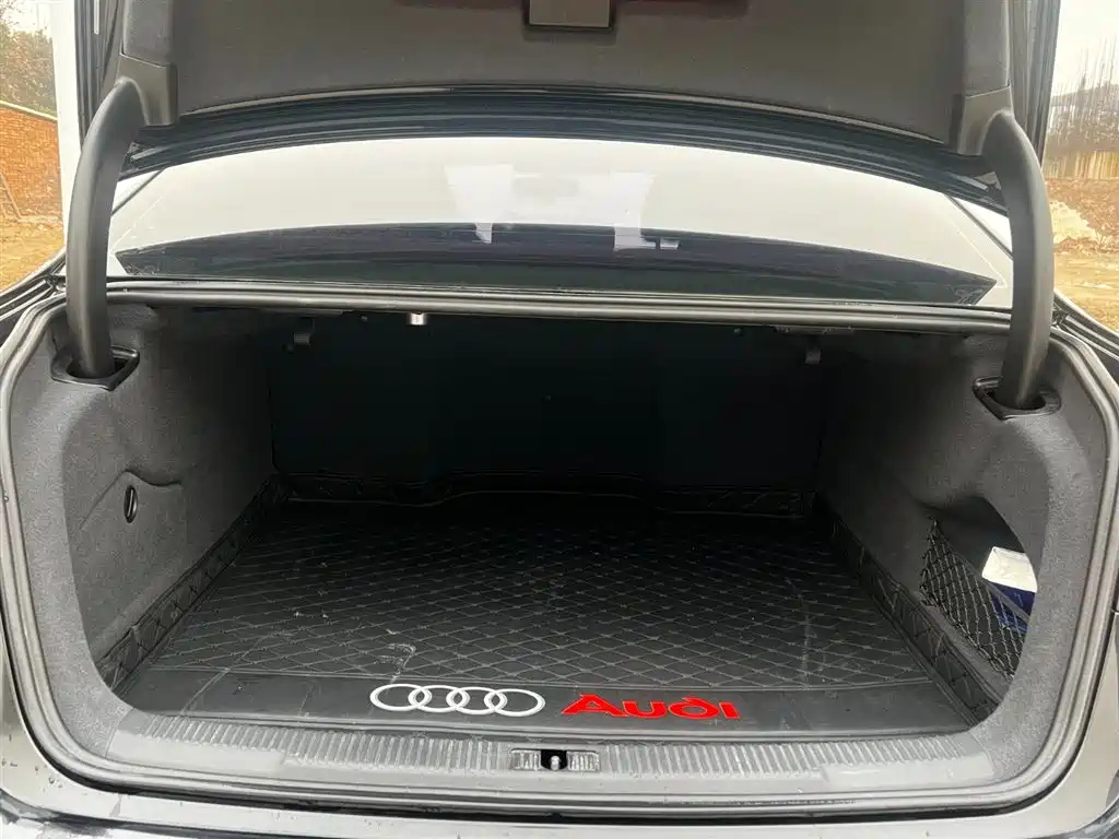 AUDI A6L 2019
