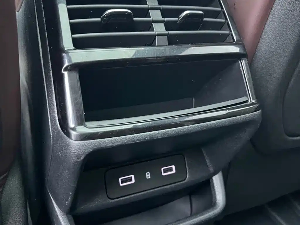 GEELY AUTO MONJARO 2022