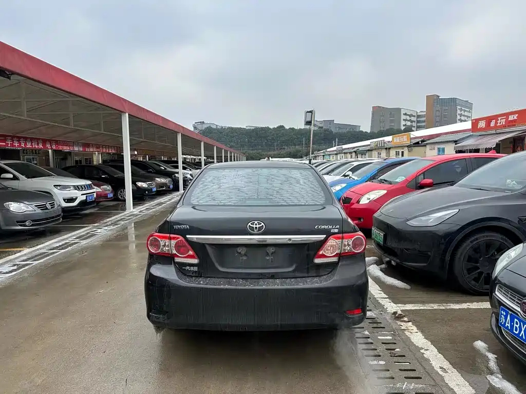 TOYOTA COROLLA 2014