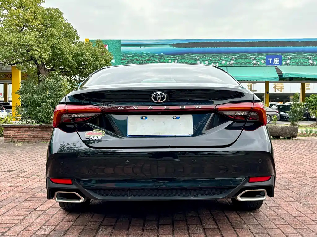 TOYOTA AVALON 2021