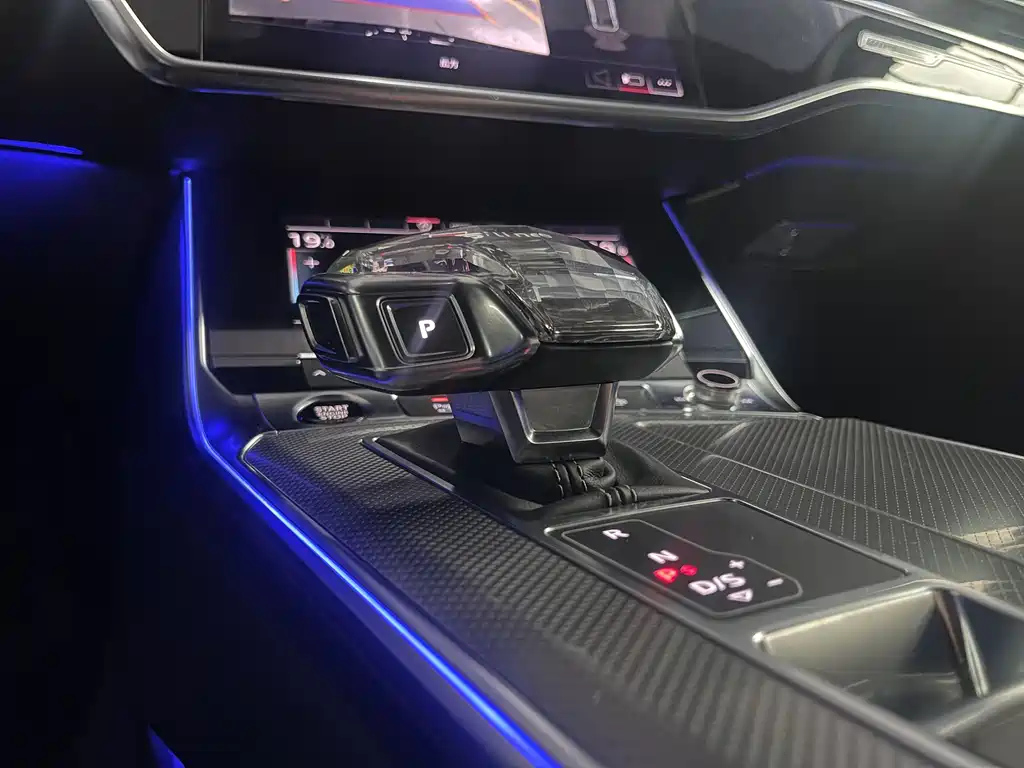 AUDI A6L 2021
