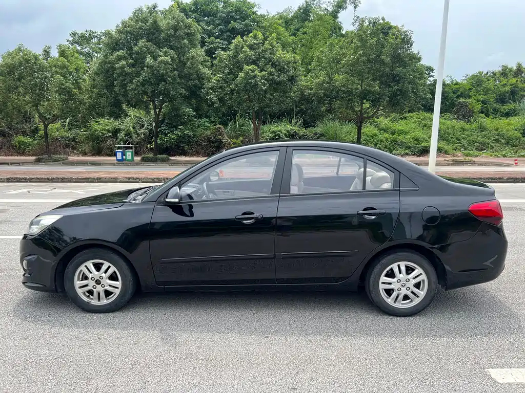 CHANGAN ALSVIN V5 2014