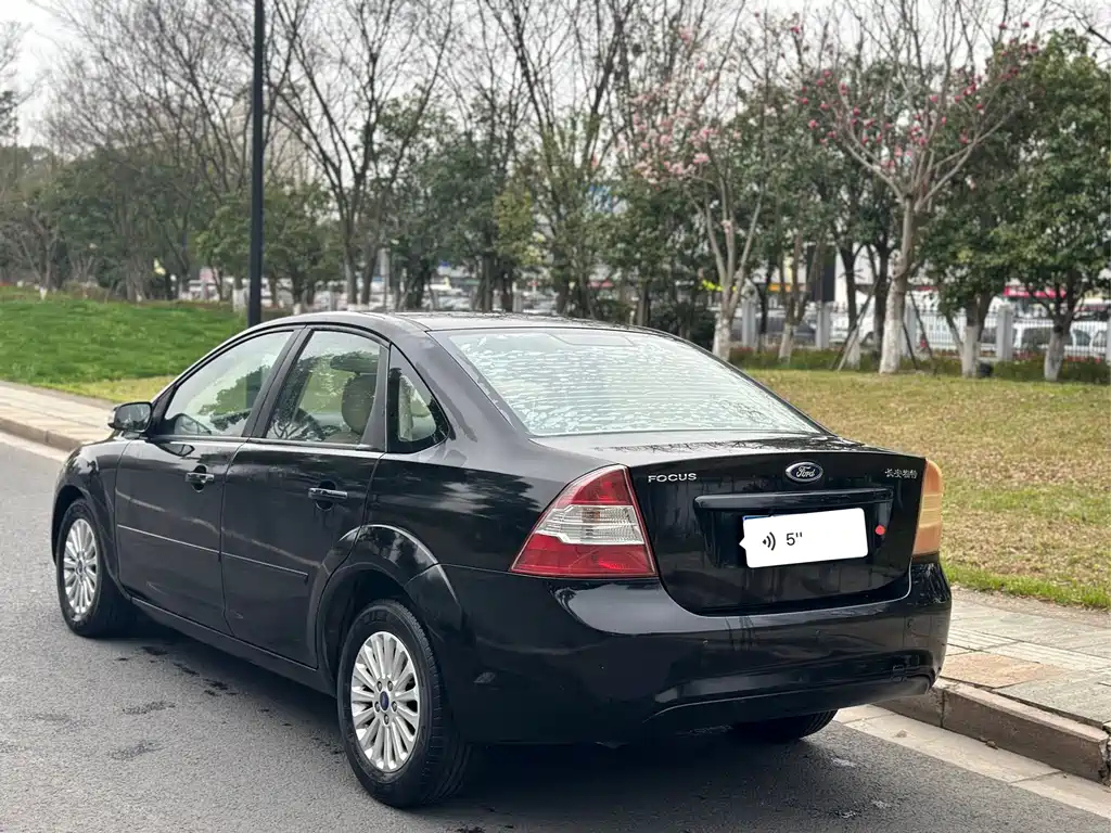 FORD FOCUS 2013