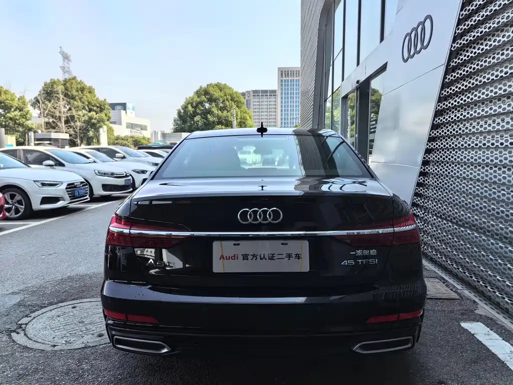 AUDI A6L 2021
