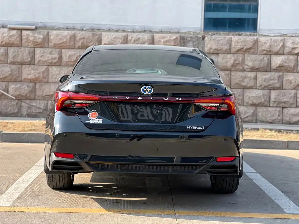 TOYOTA AVALON 2022