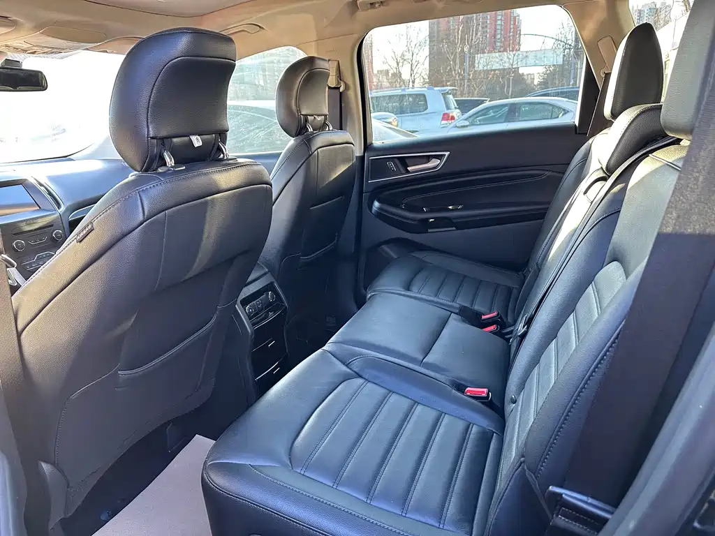 FORD EDGE 2019