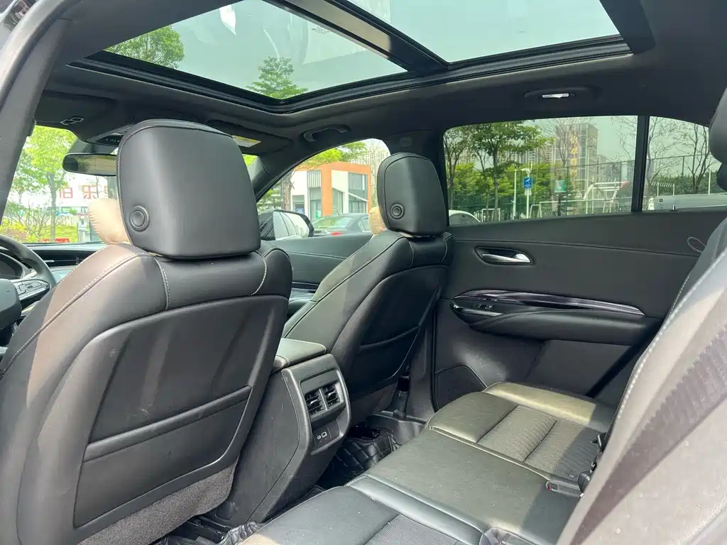 CADILLAC XT4 2022