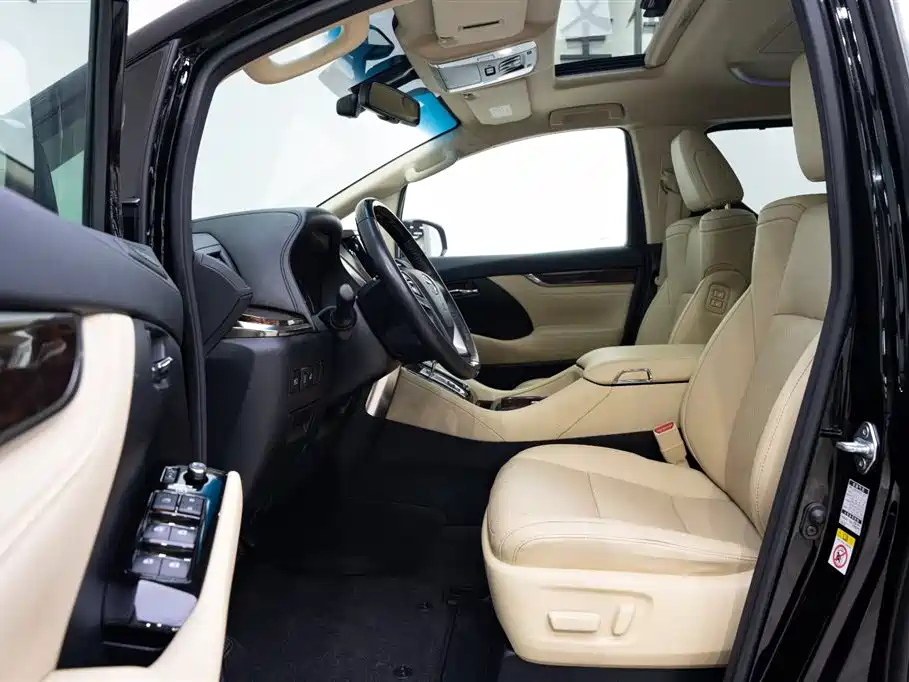 TOYOTA ALPHARD 2019