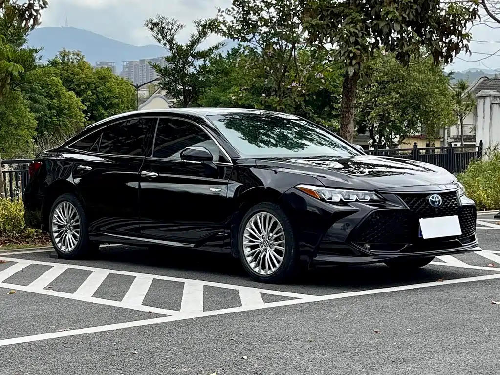 TOYOTA AVALON 2019